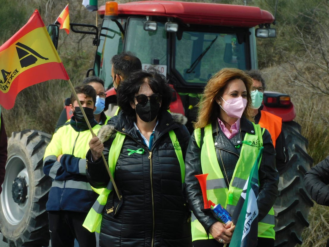 Fotos: Protesta tabaquera en la autovía de Extremadura