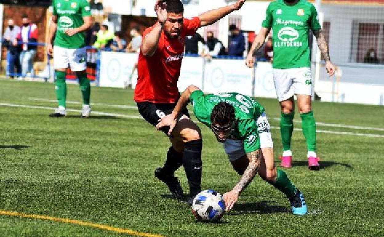 Pugna del choque disputado en Montijo. /