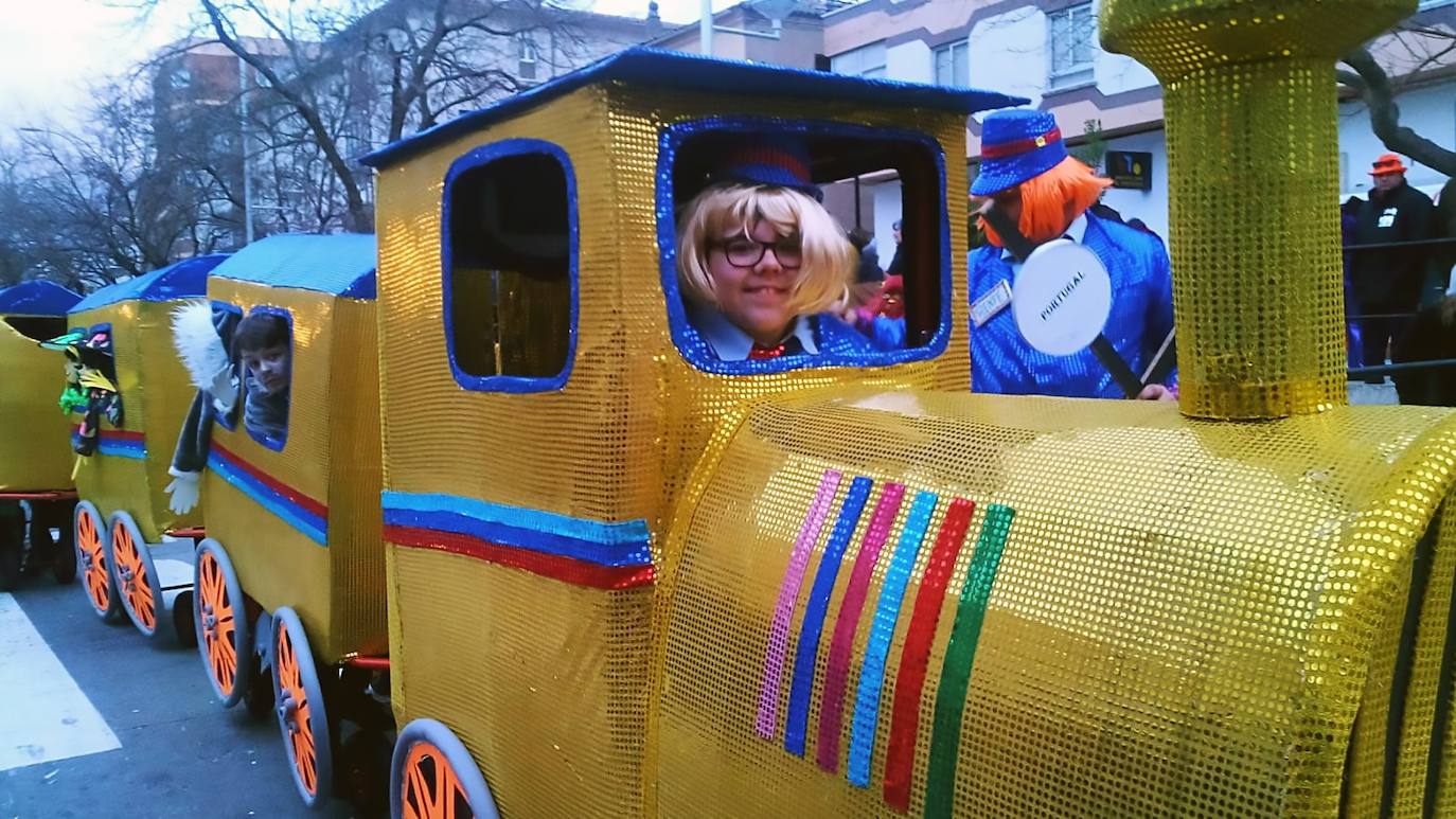 El ferrocarril en el Carnaval moralo, peña Pequeños Aficionados 2018.