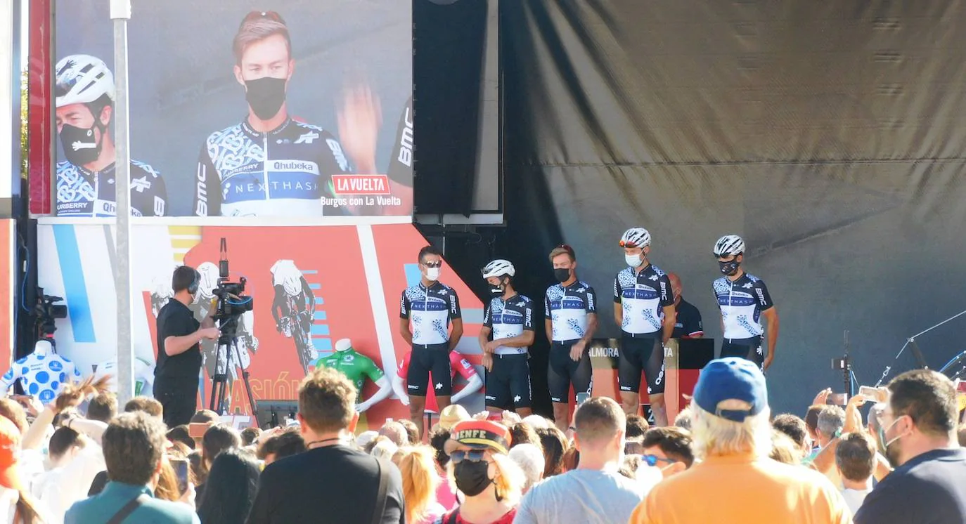 Fotos: Jornada histórica para el deporte moralo: sale una etapa de la Vuelta Ciclista