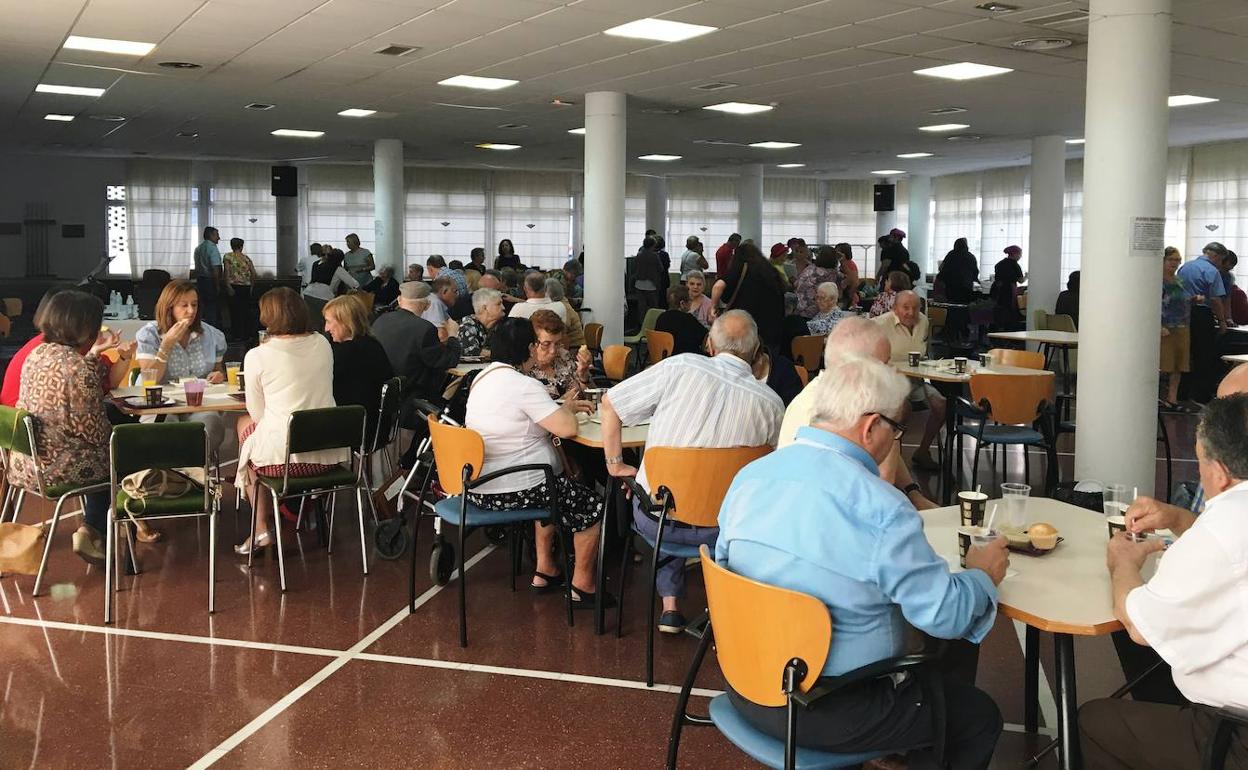 El hogar celebra con distintas actividades el Día Internacional de las Personas Mayores, el 1 de octubre