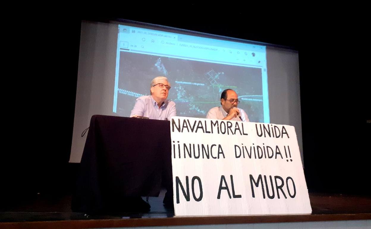 No al Muro estudia la posibilidad de presentar un contencioso al proyecto del tren en superficie