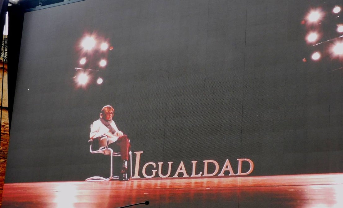 Fotos: Emotivo homenaje a Charo Cordero en Romangordo