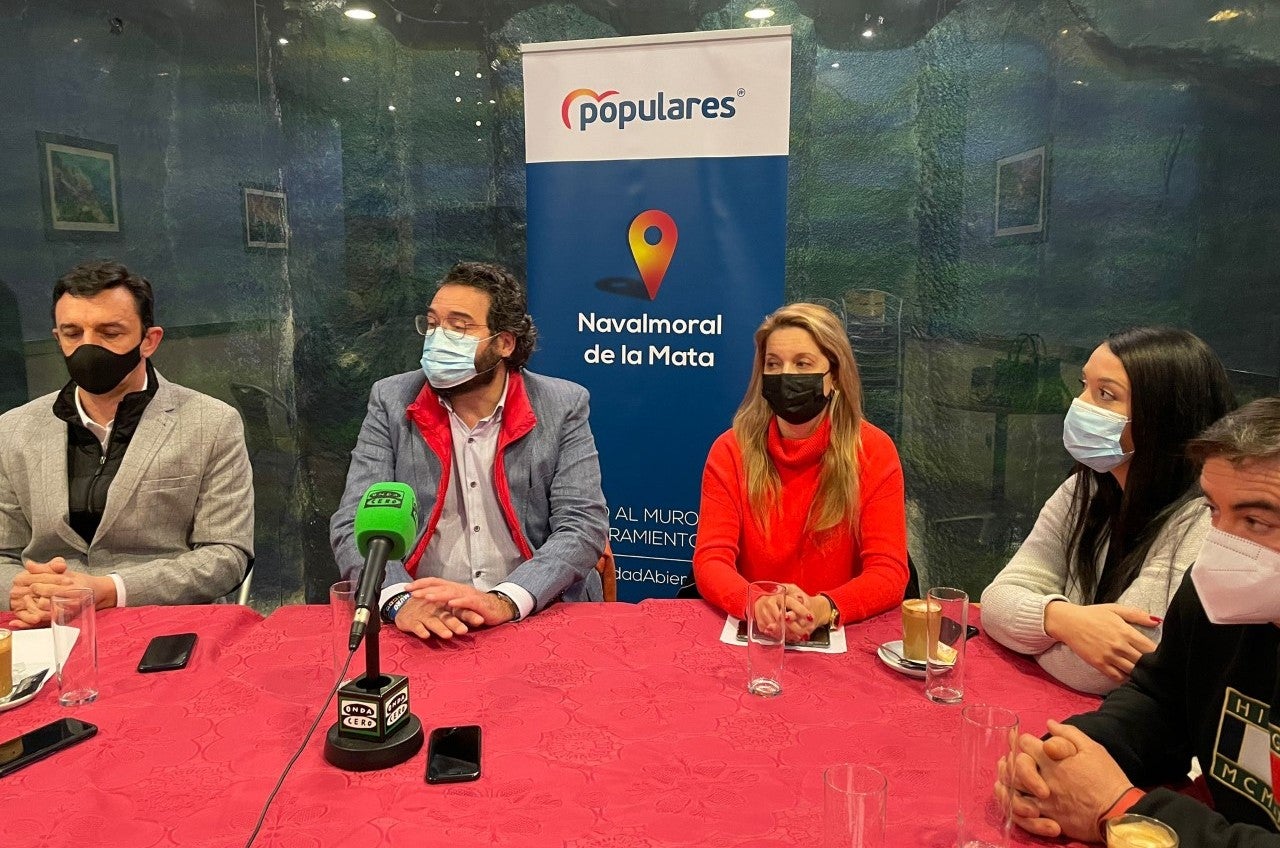 El grupo municipal popular casi al completo 