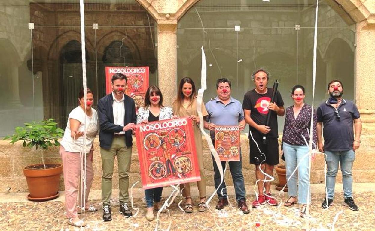 La presentación fue, un año más, muy desenfadada 