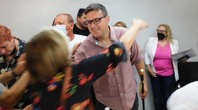 Fotos: Relevo en la alcaldía de Saucedilla