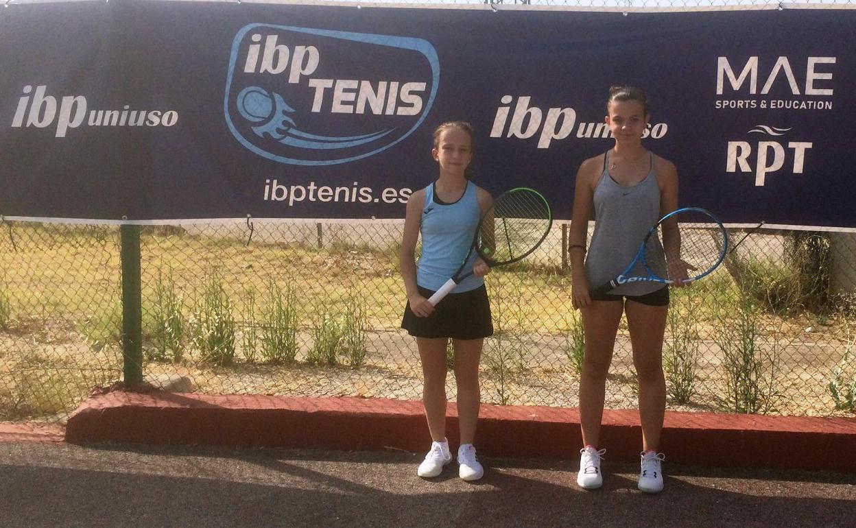 Patricia Gonzáles y Paula Paniagua disputaron el primer partido 