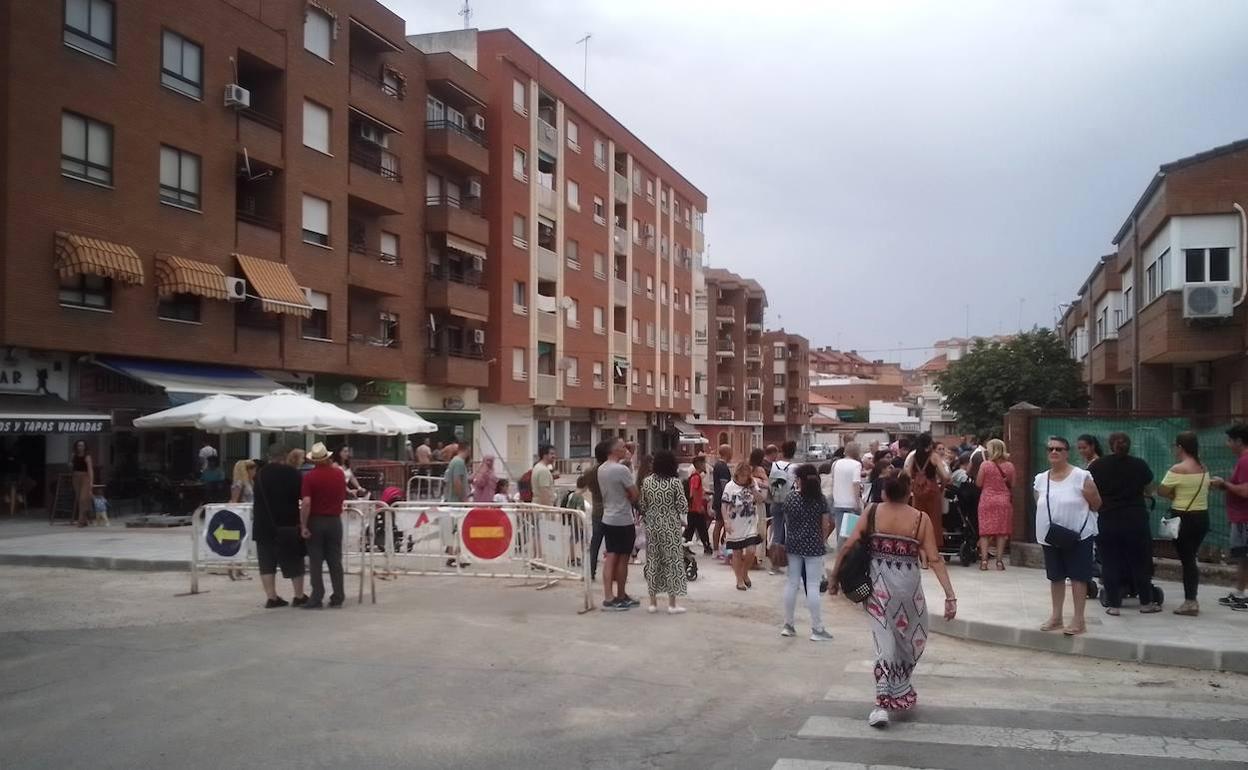 Acceso al colegio Sierra de Gredos 