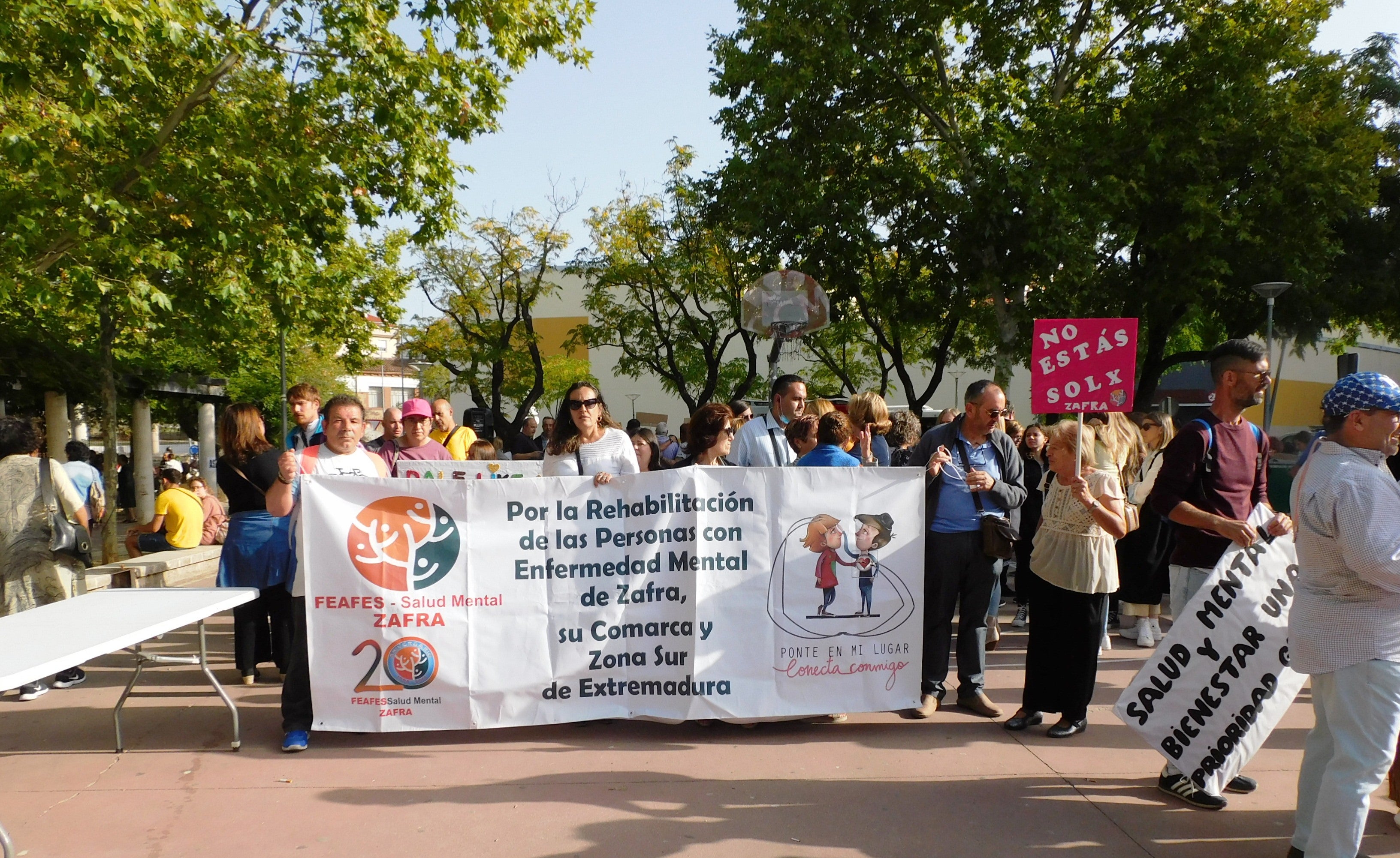 Fotos: Navalmoral celebra el Día Mundial de la Salud Mental