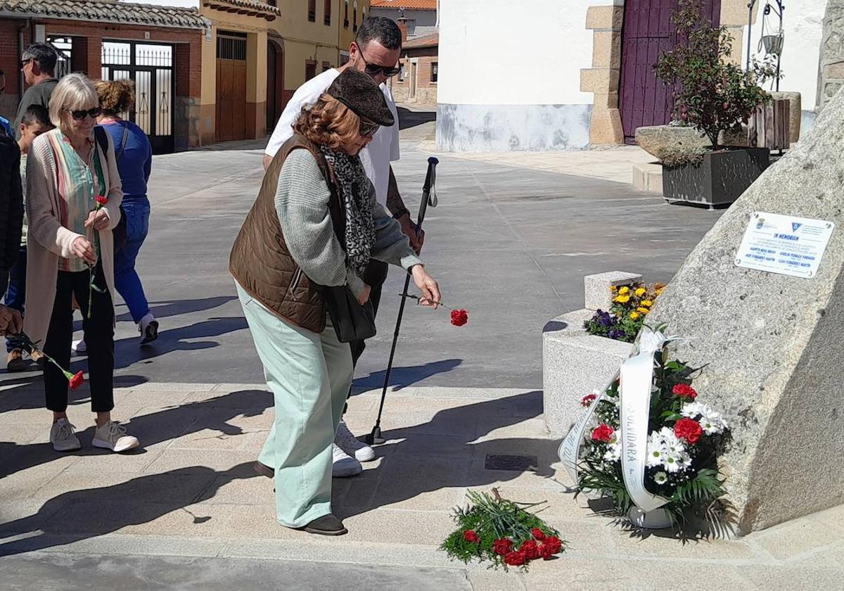 Berrocalejo homenajea a cuatro vecinos víctimas de los campos de concentración nazis