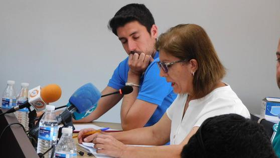 Paloma López denuncia que el alcalde de Saucedilla «torpedea» su labor como diputada provincial
