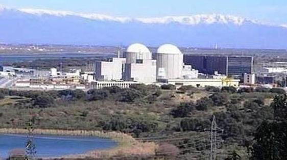 Muere un trabajador durante las tareas de recarga de la central nuclear de Almaraz