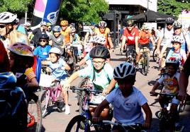 Las bicicletas 'toman' el centro de Navalmoral