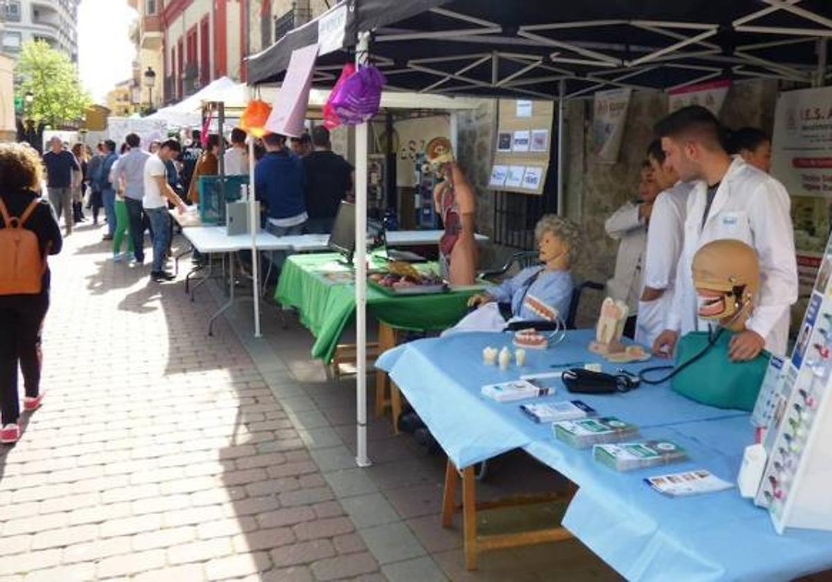 Anterior edición de la feria, en la zona peatonal