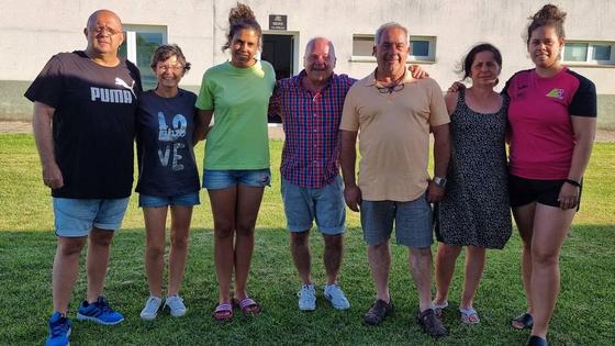 El Club Natación Moralo renueva la junta directiva