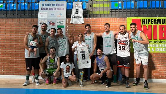 Éxito de organización de las 24 horas de baloncesto