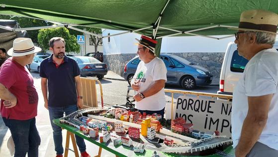 El alcalde se reunirá el viernes con la plataforma ciudadana No al Muro