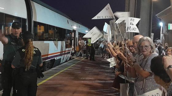 Es urgente negociar y acordar el soterramiento del tren en Navalmoral