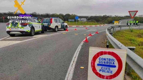 La Guardia Civil busca en el entorno de Bohonal de Ibor a un individuo que robó un coche en Lisboa