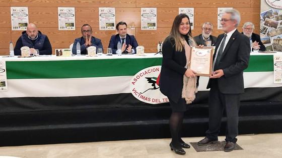 La Asociación Extremeña de Víctimas del Terrorismo galardona al IES Zurbarán