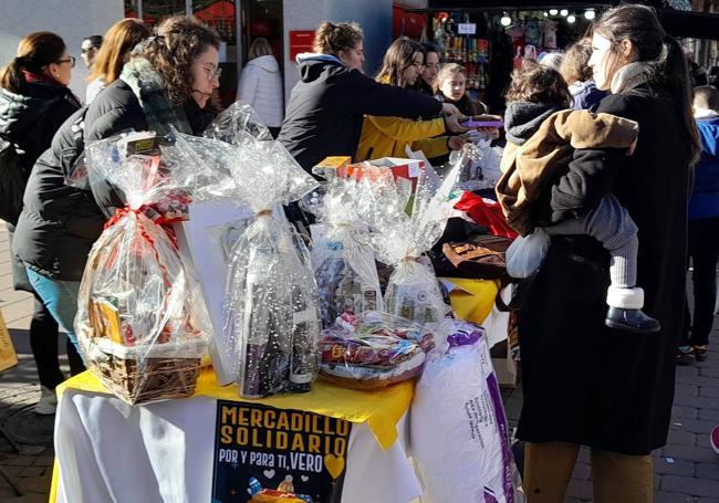 Mercadillo a beneficio de Vero