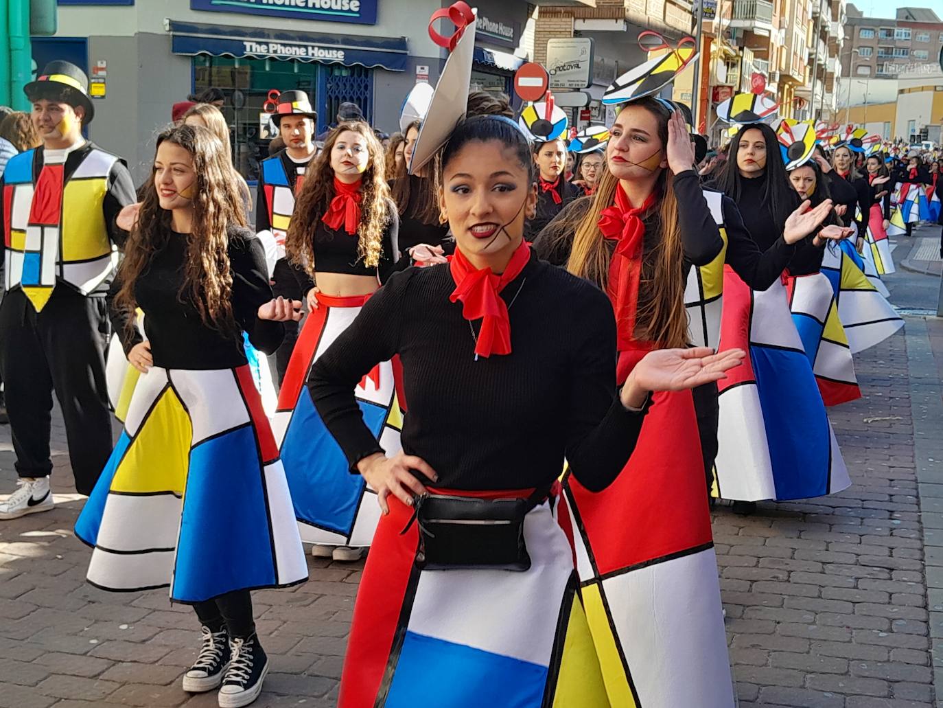 Fotos: Multitudinario desfile juvenil