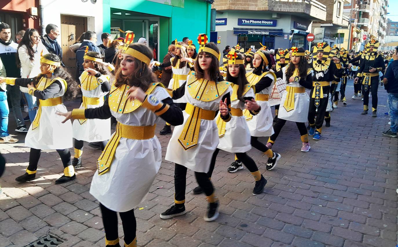 Fotos: Multitudinario desfile juvenil