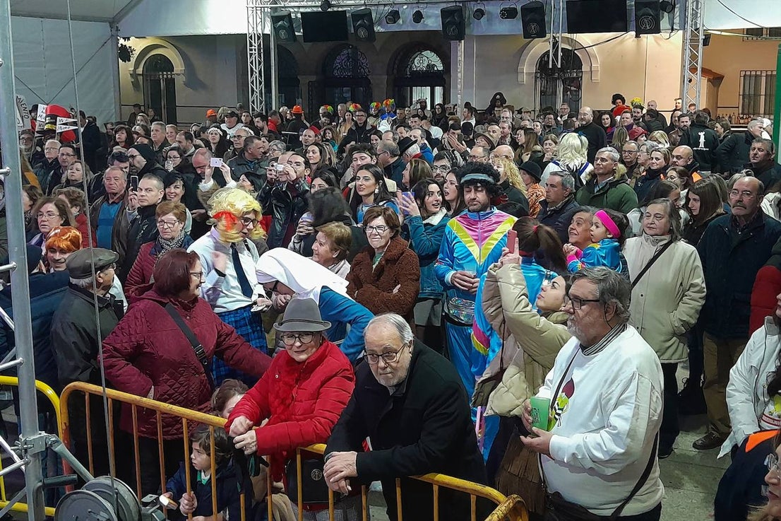 Fotos: Faratabailes gana el Concurso de Murgas
