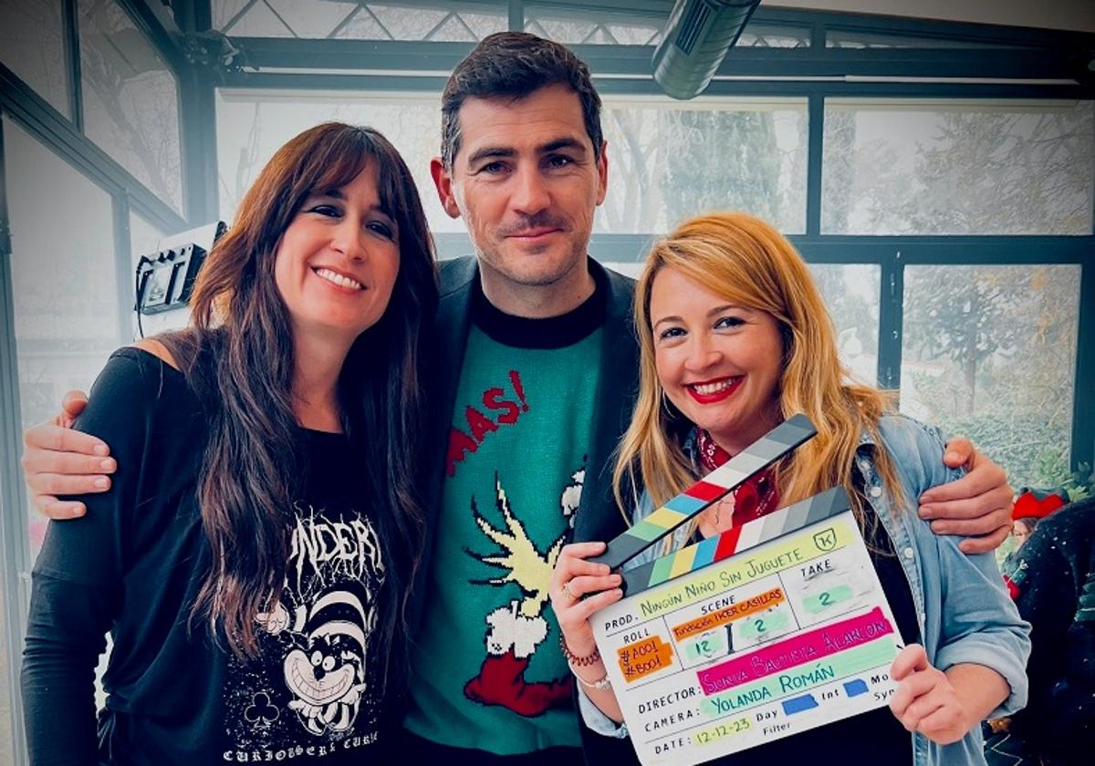 Yolanda Román con Iker Casillas y Sonia Bautista-Alarcón