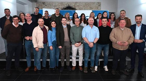 Enrique Hueso es ya el nuevo presidente del PP moralo
