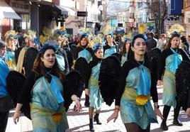 Parte final del desfile con el instituto Albalat