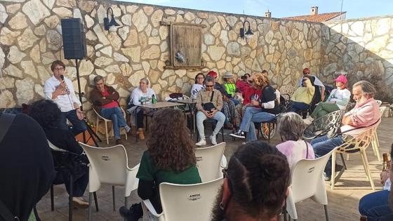 No al Muro lleva su reivindicación por el tren soterrado hasta Valdecín