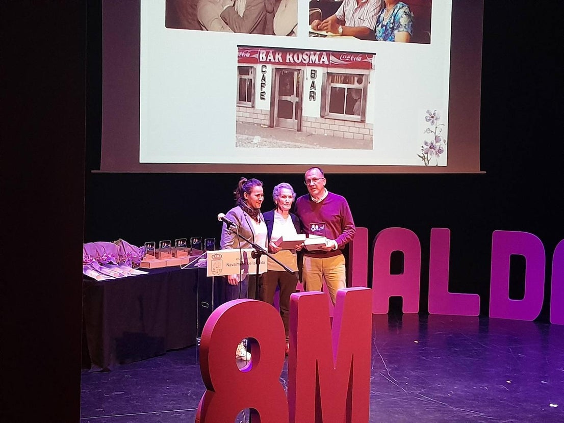 Entregados los Premios '8Mujeres'