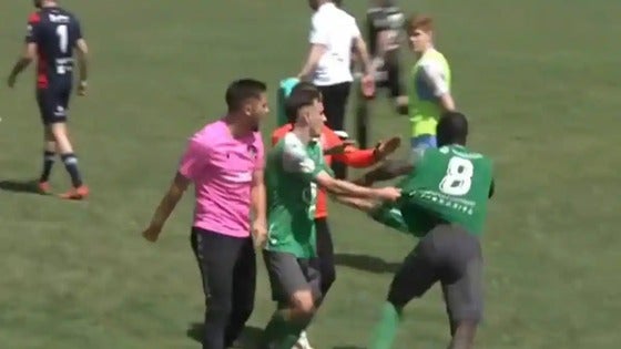 Un nuevo episodio racista sacude al fútbol extremeño