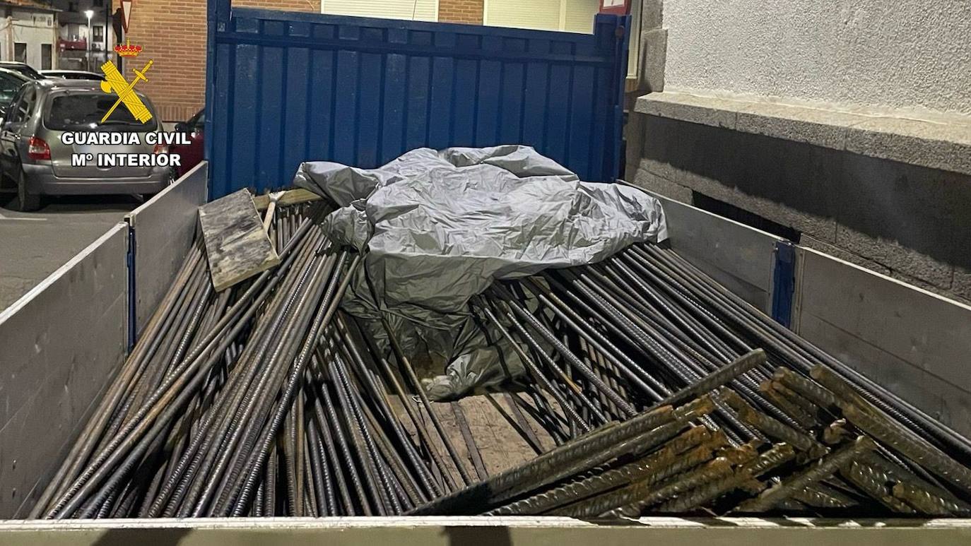 Parte del material sustraido