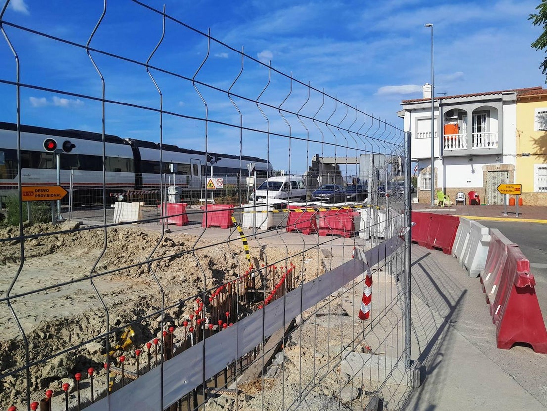 Las obras del tren eliminan la plaza de las cigüeñas