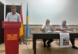 El Obispo, en el centro, abrió las Jornadas de Pastoral Social