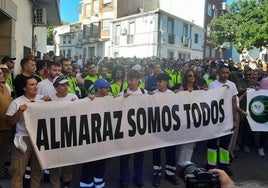 María Guardiola se acercó a saludar a los trabajadores concentrados