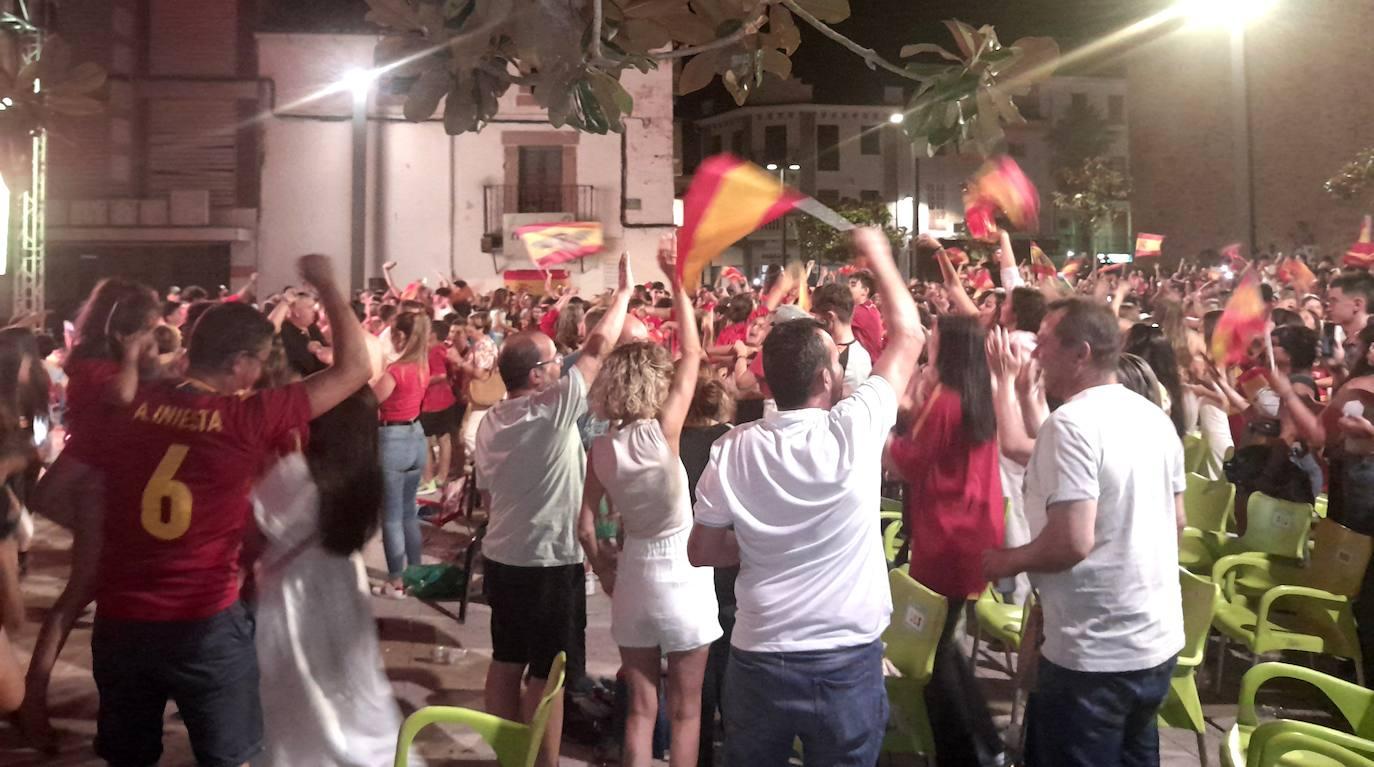 La afición futbolística vibra con el triunfo en la Eurocopa