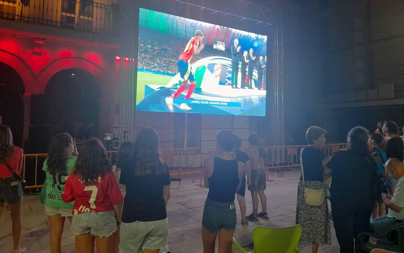 La afición futbolística vibra con el triunfo en la Eurocopa