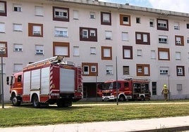 Los bomberos del SEPEI han movilizado varios vehículos