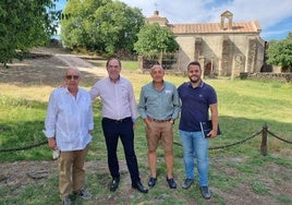 José Julián Barriga y Sixto Sánchez-Lauro con Javier Timón y Fernando Sánchez Castilla