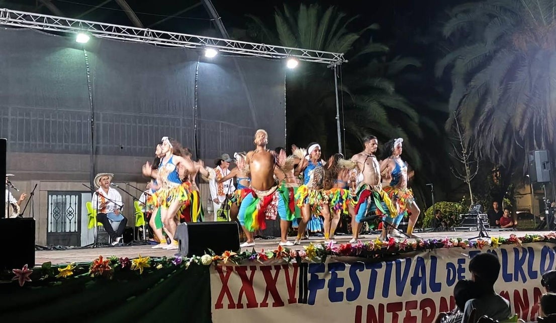 El folklore internacional vuelve al parque municipal
