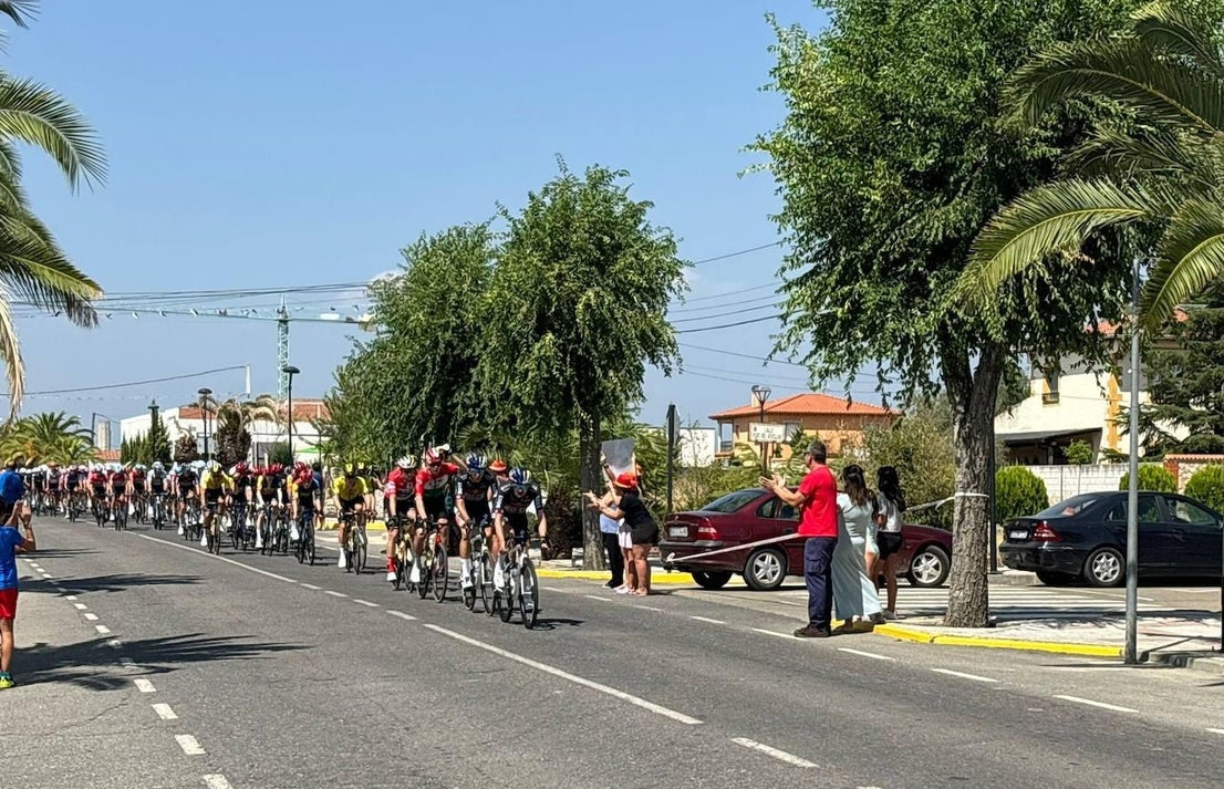 Paso fugaz de la Vuelta Ciclista a España por el Arañuelo