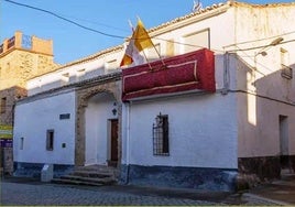 El edificio al que se dedica el libro se fundó en 1475