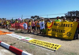 Protesta antinuclear a las puertas de la central nuclear