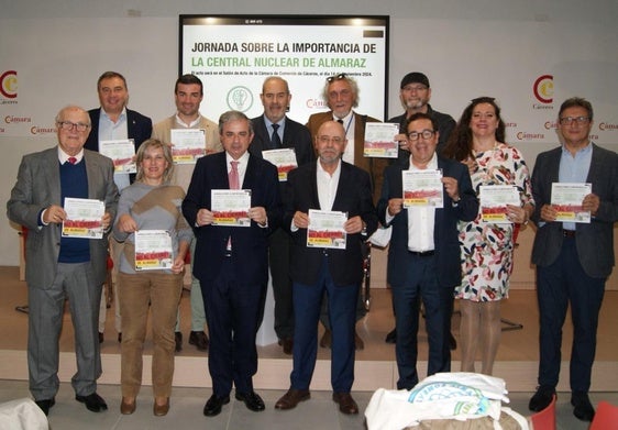 Participantes en la jornada celebrada en Cáceres en apoyo de la CNA