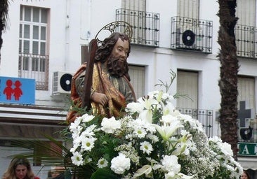 La entrega del bastón por parte del alcalde abre las fiestas de San Andrés