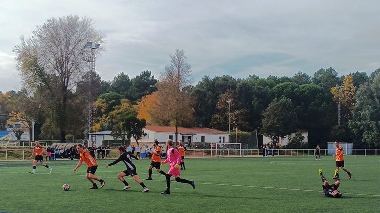 El Jaraíz lidera la liga de veteranos con pleno de victorias tras cinco jornadas