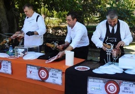 Reciente corte de jamón en el parque municipal